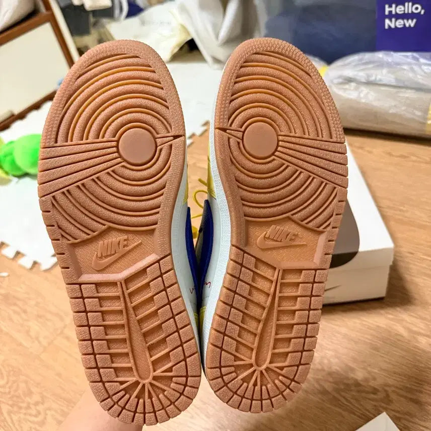 [BUNJANG] Nike Jordan 1 x Travis Scott Retro Low OG SP Canary Sneakers / [265] 조던 1 x 트래비스 스캇 레트로 로우 OG SP 카나리