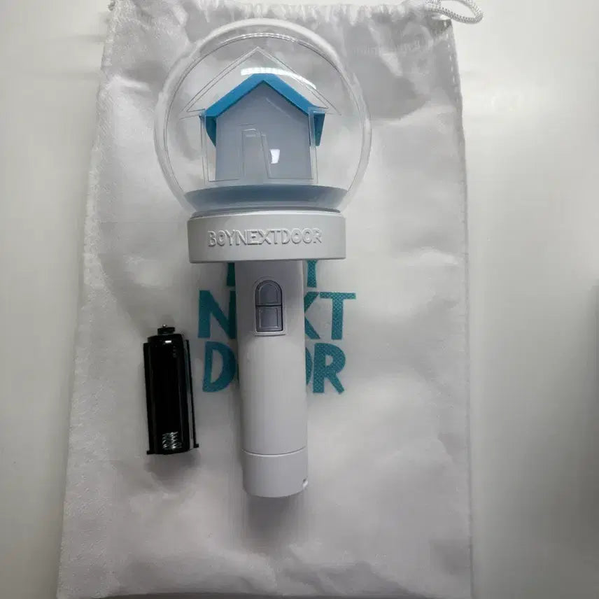 [BUNJANG] BOYNEXTDOOR Official Wondersick Light Stick / 보넥도 응원봉 원더스틱 미사용 양도