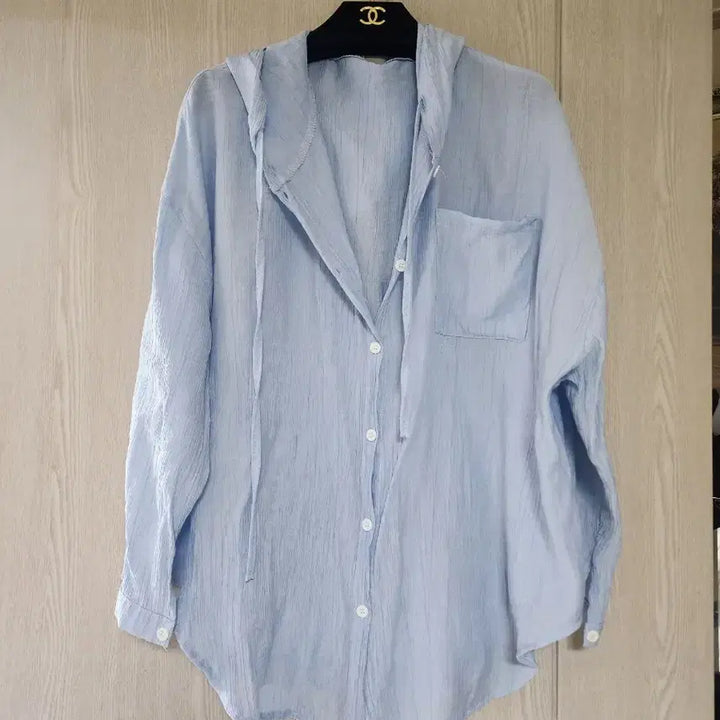 [SOLD OUT] 하늘색 후드 셔츠