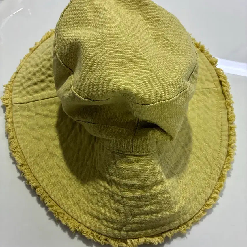 [BUNJANG] ZARA Fringe Detail Bucket Hat / 자라 벙거지 모자