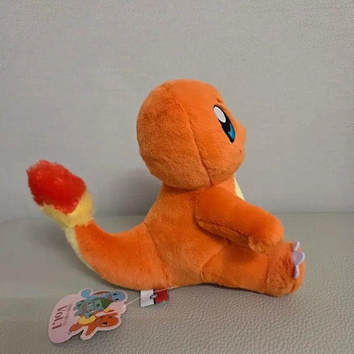 [BUNJANG] Pokemon Charmander Plush Toy 20cm / 포켓몬스터 파이리 인형 정품 새상품
