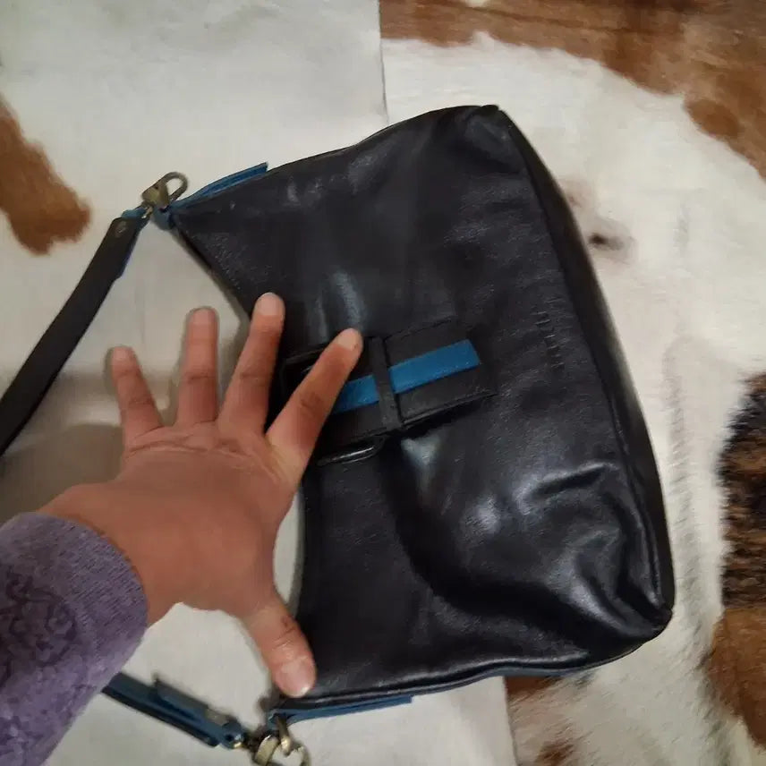[BUNJANG] Leather Shoulder Bag / 가죽 숄더빽