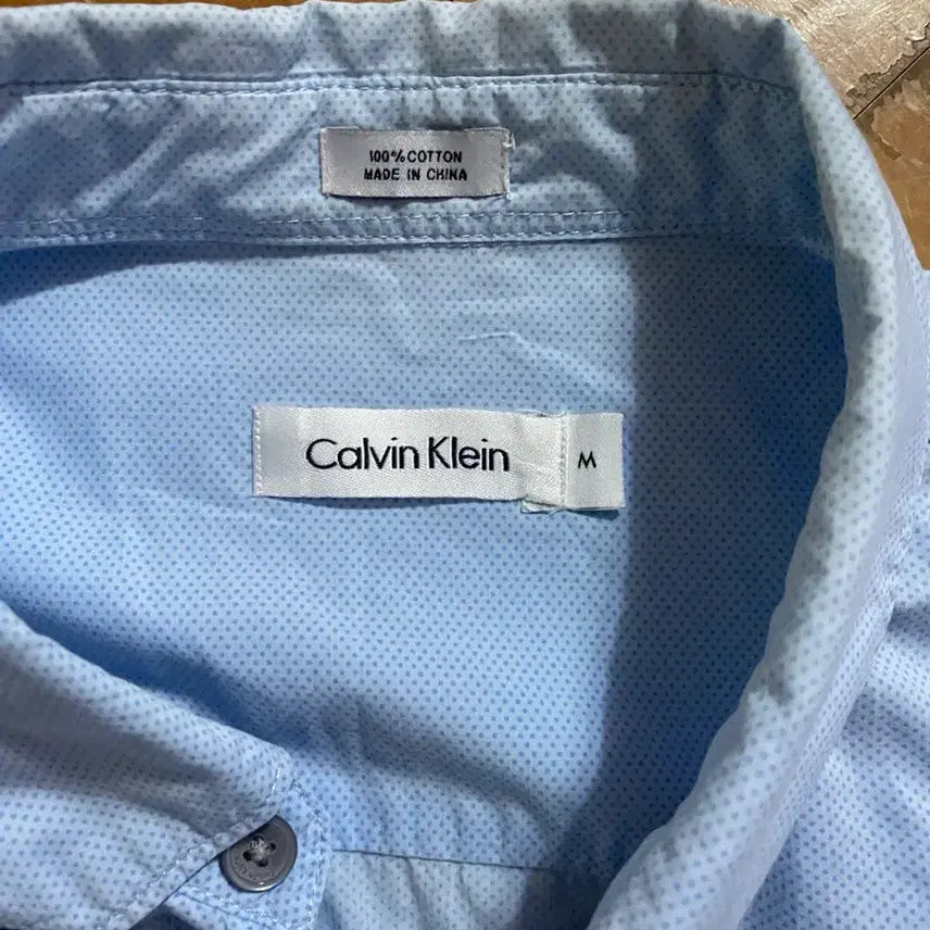 [BUNJANG] Calvin Klein Sky Blue Shirt M / Calvin Klein 스카이 블루 셔츠 M (105)