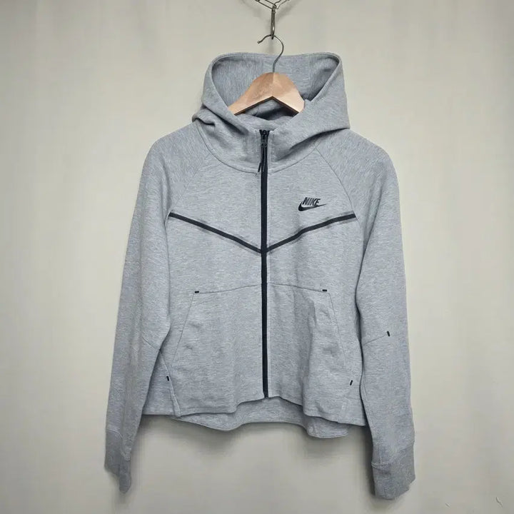 [SOLD OUT] [NIKE] 여성 테크팩 트레이닝 후드집업 XL
