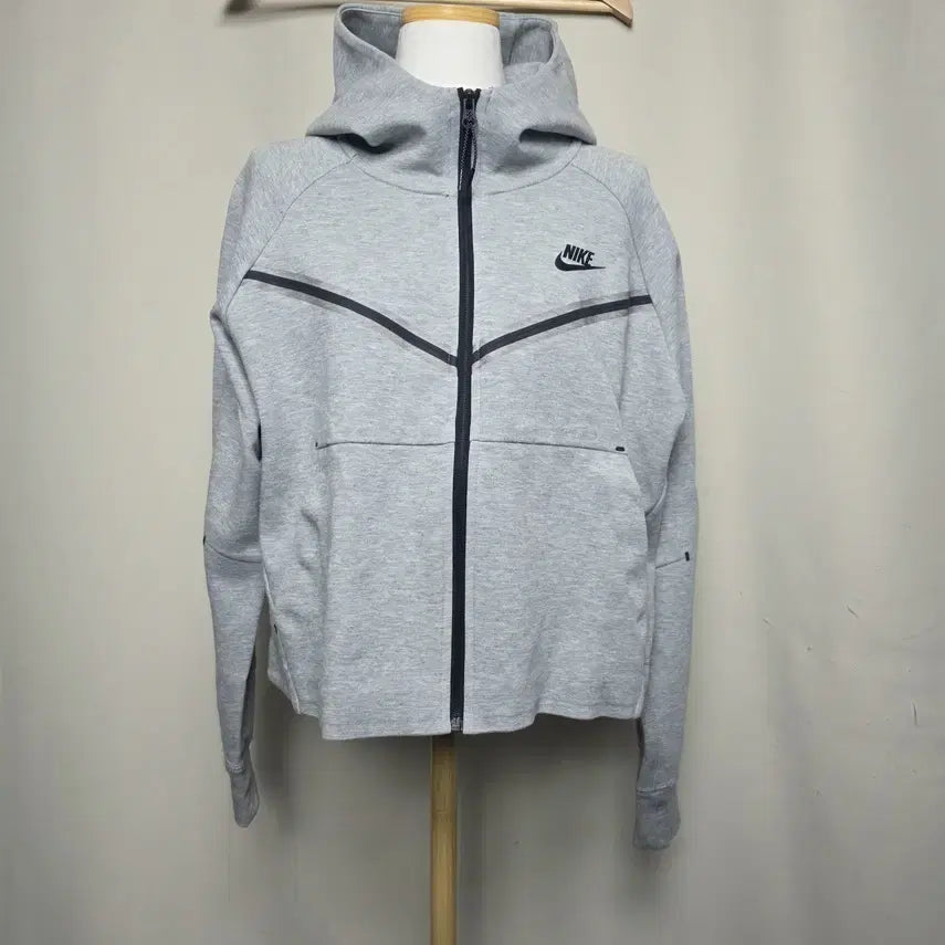 [SOLD OUT] [NIKE] 여성 테크팩 트레이닝 후드집업 XL