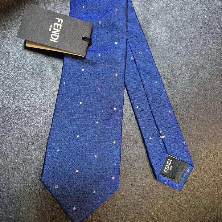 [BUNJANG] Fendi FF Logo Navy Blue Silk Tie / 펜디 넥타이  FF 로고 블루 넥타이