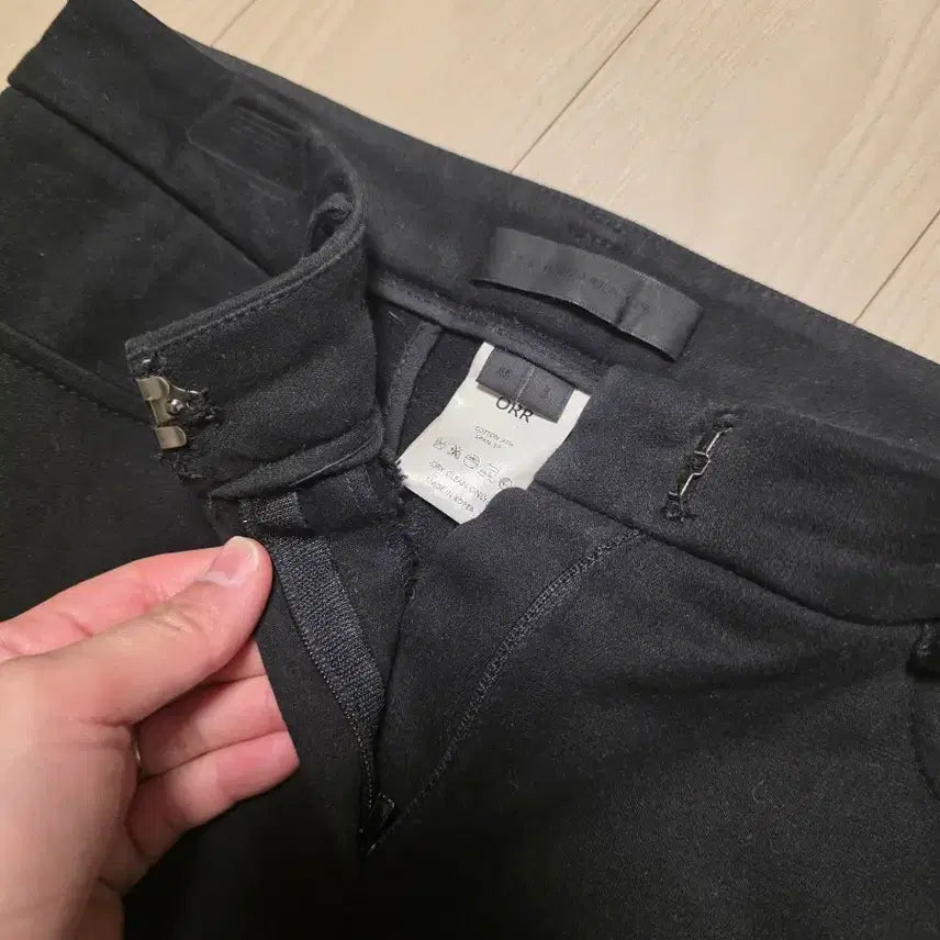 [SOLD OUT] orr 오르 블랙 슬랙스 여성 바지 기모
