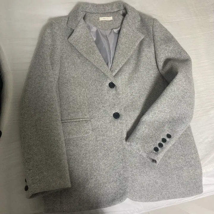 [BUNJANG] Thisis Herringbone Wool Jacket Coat - Gray / 어베인 Thisis 디스이즈 도매택 헤링본 울 자켓 코트 / 그레이