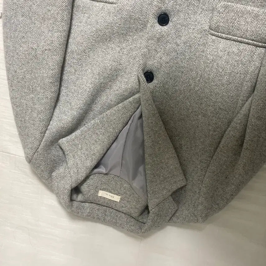 [BUNJANG] Thisis Herringbone Wool Jacket Coat - Gray / 어베인 Thisis 디스이즈 도매택 헤링본 울 자켓 코트 / 그레이