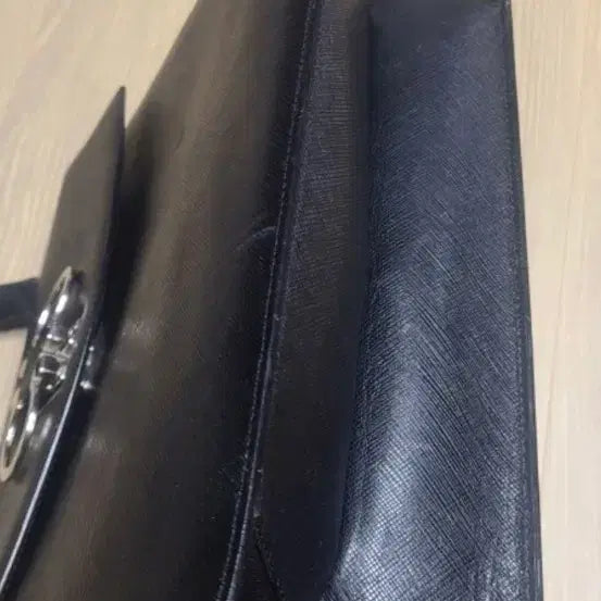[BUNJANG] Ferragamo Gancini Black Tote Bag / 페라가모 간치니 블랙 토트백