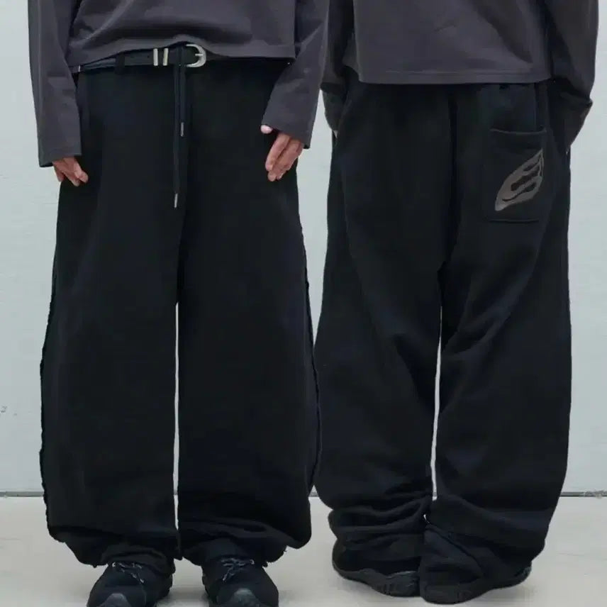 [SOLD OUT] 슈퍼서브 컷 오프 레이어드 벌룬핏 스웻팬츠 L