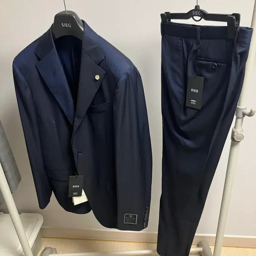 [BUNJANG] SIEG KITON Carlo Barbera Wool Suit Set / SIEG 지이크 정장세트 (키톤 카를로 바벨라 원단 수트)