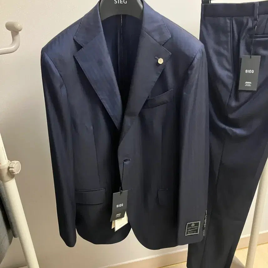 [BUNJANG] SIEG KITON Carlo Barbera Wool Suit Set / SIEG 지이크 정장세트 (키톤 카를로 바벨라 원단 수트)