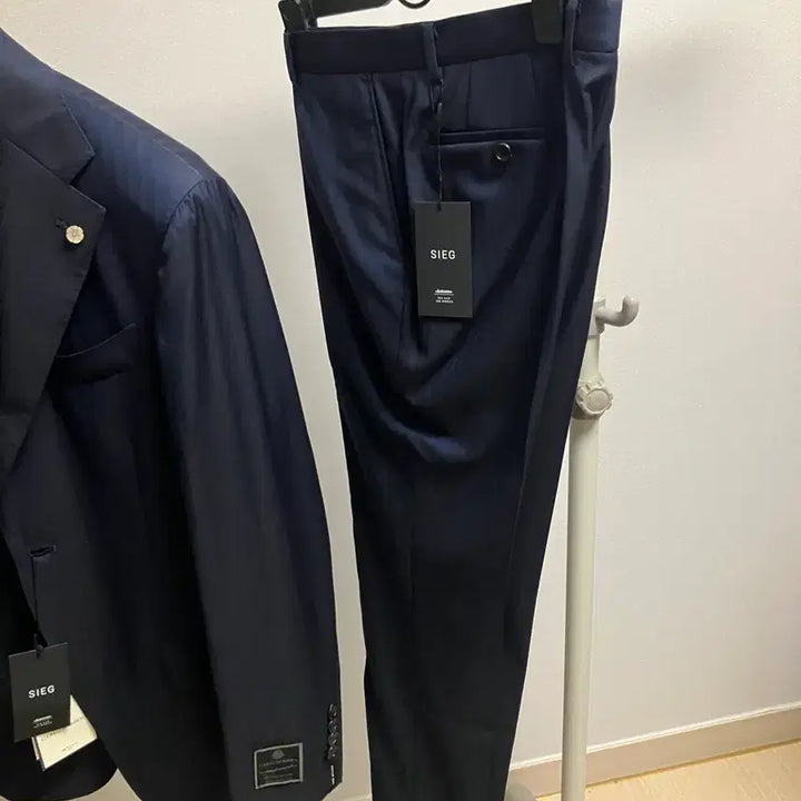 [BUNJANG] SIEG KITON Carlo Barbera Wool Suit Set / SIEG 지이크 정장세트 (키톤 카를로 바벨라 원단 수트)
