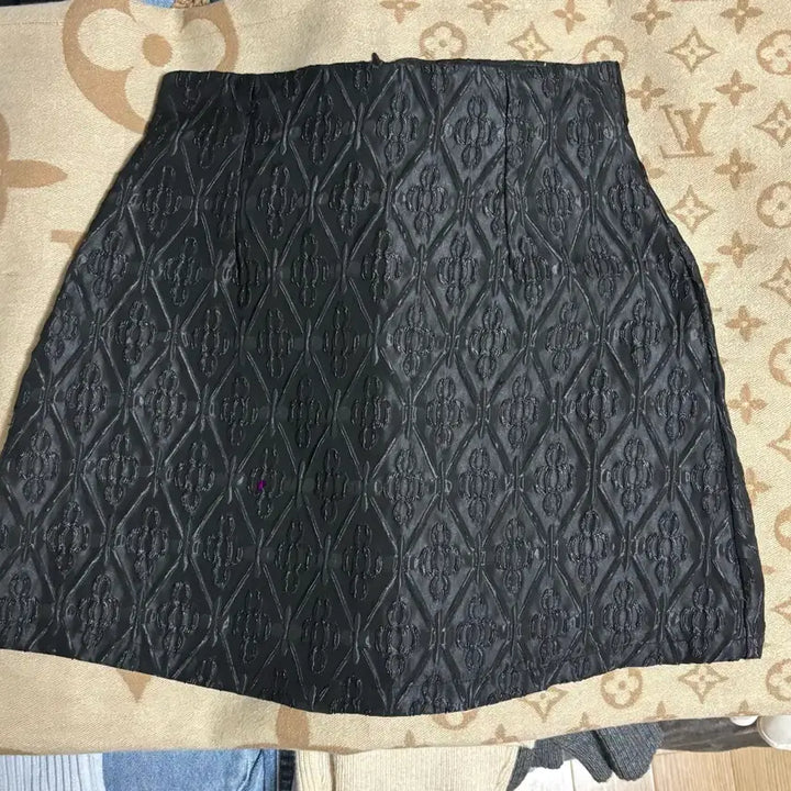 [SOLD OUT] 컨페티 스커트 S /수입의류