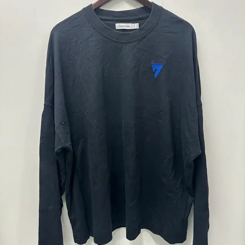 [BUNJANG] Calvin Klein Black Long Sleeve T-shirt / [만원 아라비아빈티지]캘빈클라인 블랙 긴팔티 105