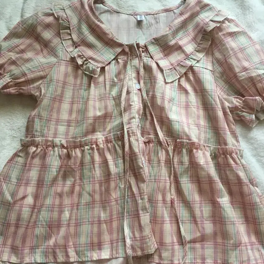 [BUNJANG] Vintage Check Frill Collar Puff Blouse / 빈티지 감성 체크 프릴카라 퍼프 블라우스