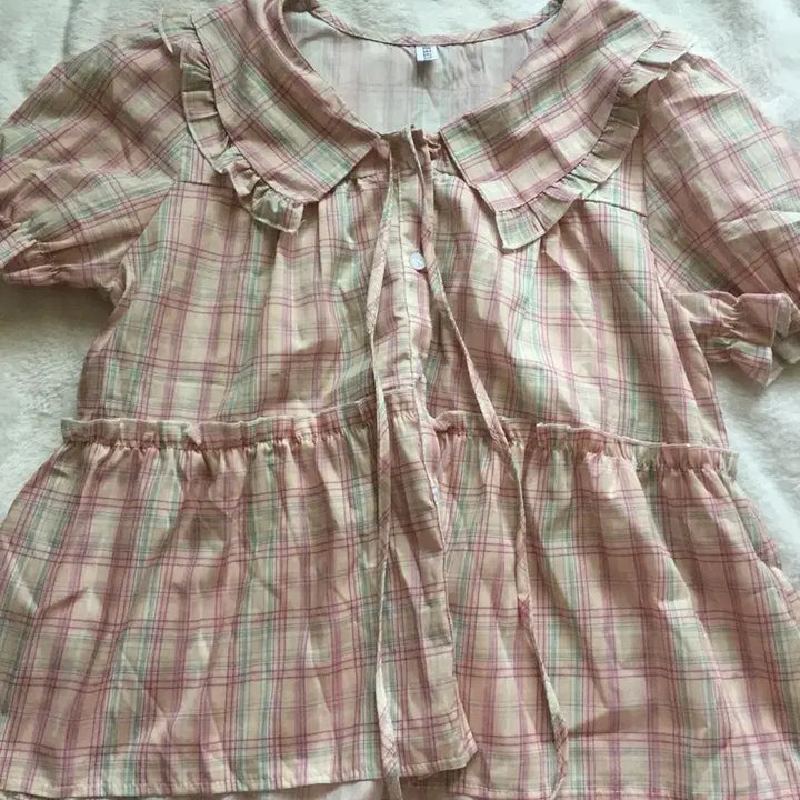 [BUNJANG] Vintage Check Frill Collar Puff Blouse / 빈티지 감성 체크 프릴카라 퍼프 블라우스