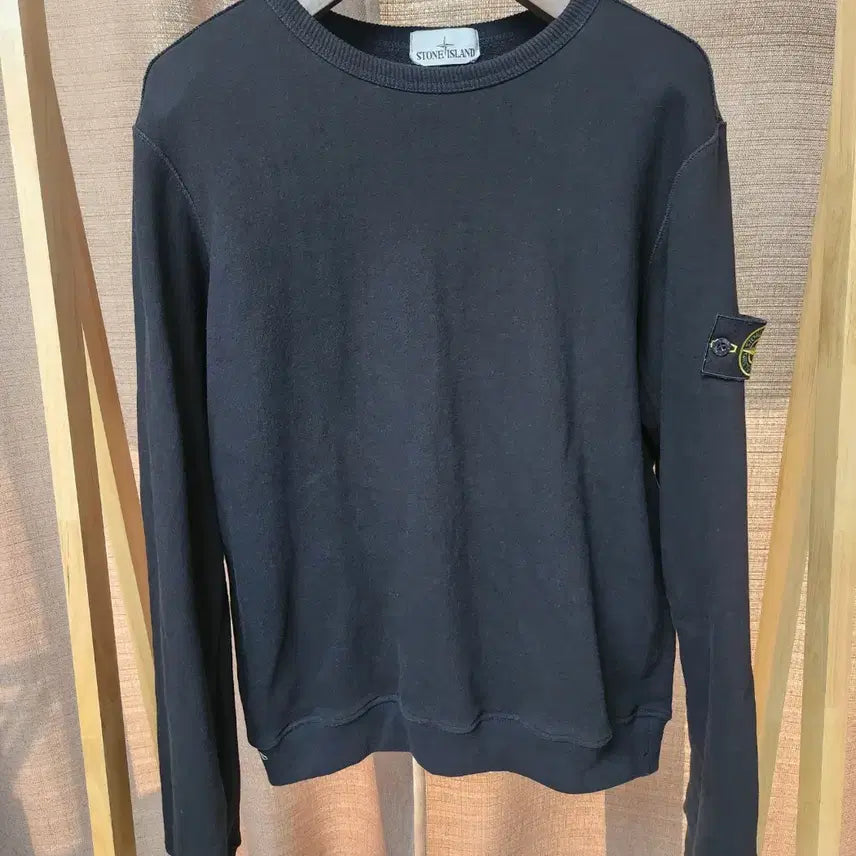 [BUNJANG] Stone Island Crew Neck Sweatshirt - Men&