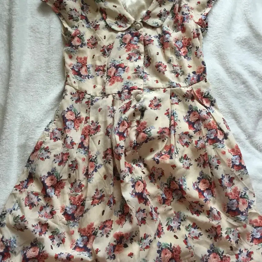 [BUNJANG] Vintage Floral Print Dress / 빈티지 카라 퍼프소매 꽃무늬 원피스