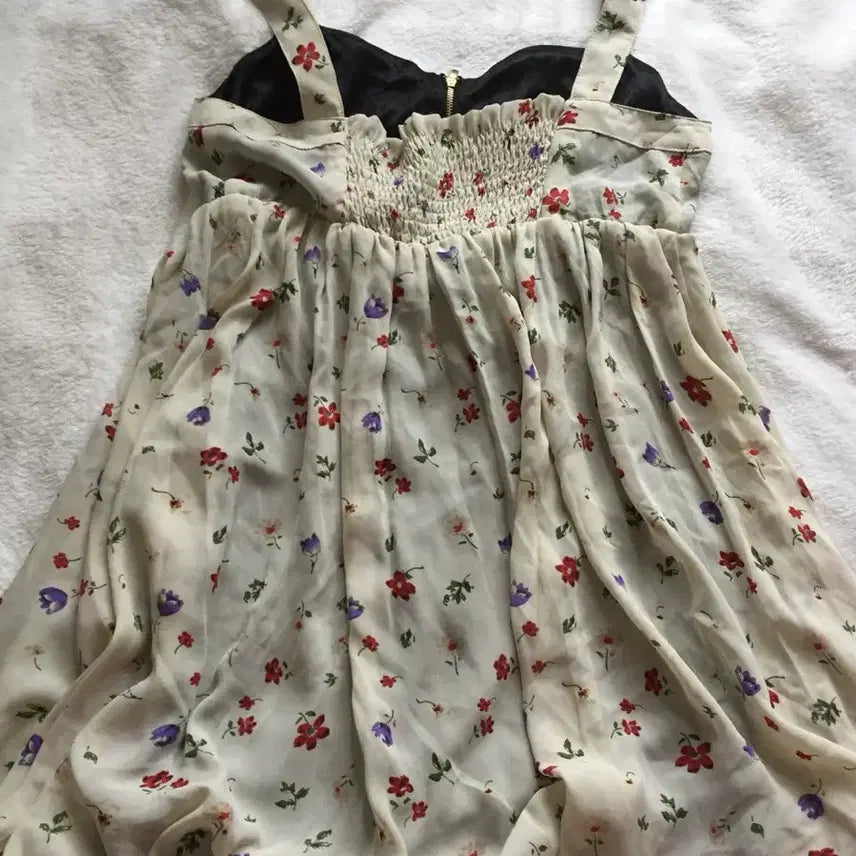 [BUNJANG] Vintage Floral Print Mini Dress / 빈티지 잔꽃 무늬 끈 미니 원피스