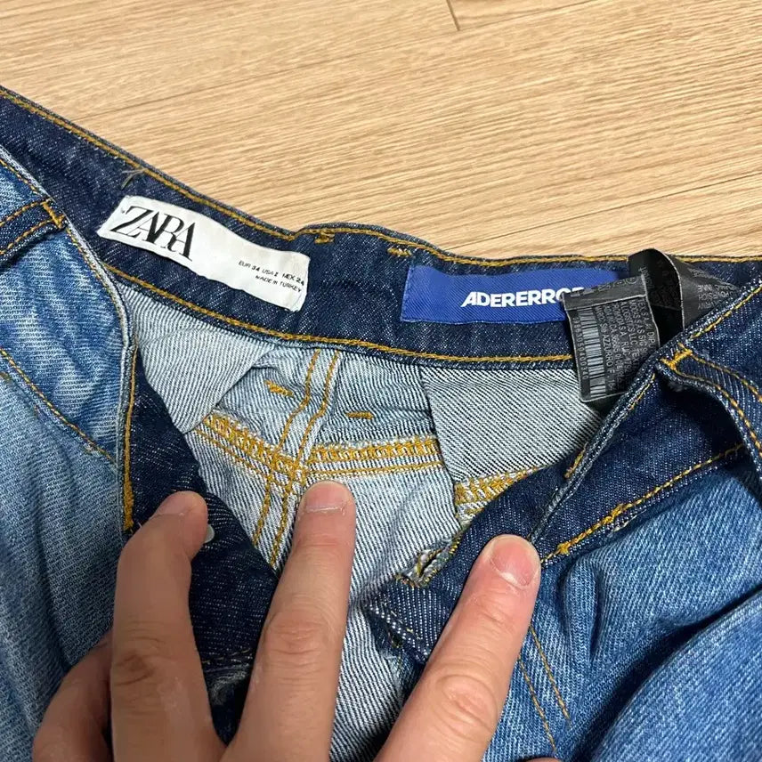 [BUNJANG] Zara x Ader Error Barrel Leg Jeans (Size 34) / 자라 아더에러 배럴 레그 진 34