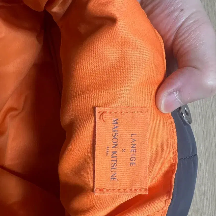 [BUNJANG] Maison Kitsune Laneige Padded Tote Bag / 메종키츠네 라네즈 패딩 토트백