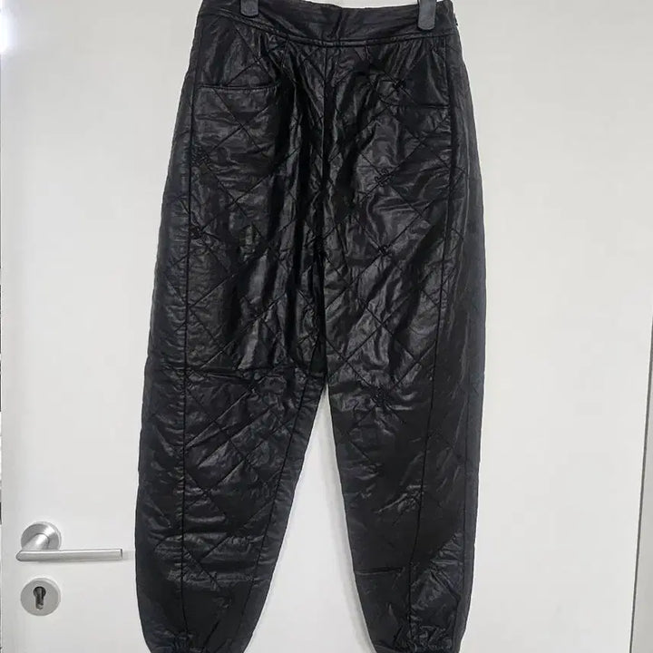 [SOLD OUT] 타임 퀼팅 누빔 바지 블랙 61-90