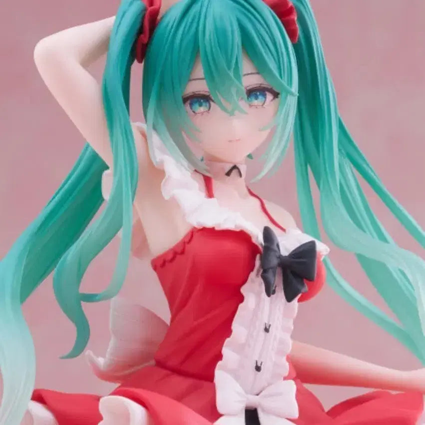[BUNJANG] Hatsune Miku Lolita Figure / 하츠네미쿠 패션로리타 피규어 팝니다
