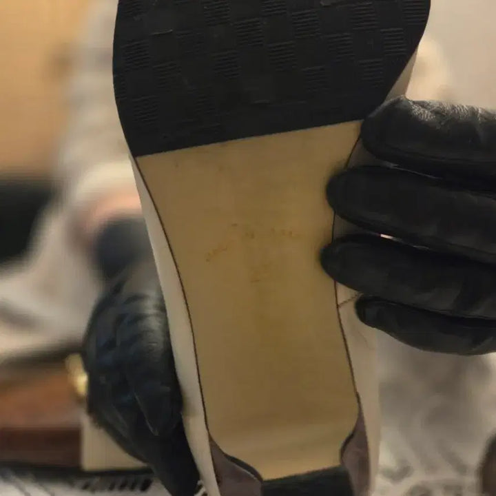 [BUNJANG] Lancel Buckle Pointed Heels 235 / 란셀 버클포인트구두 235