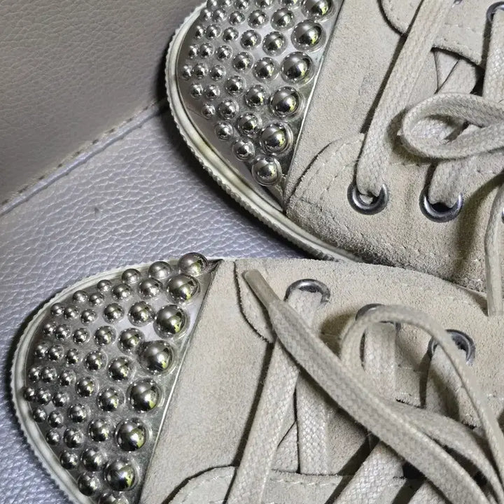 [BUNJANG] Miu Miu Studded Suede Sneakers / 미우미우 스터드 스웨이드 스니커즈