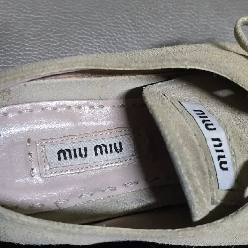 [BUNJANG] Miu Miu Studded Suede Sneakers / 미우미우 스터드 스웨이드 스니커즈