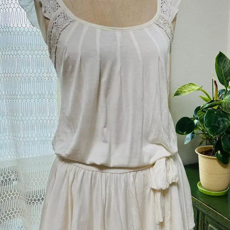 [BUNJANG] Ivory Lace Trim Cotton Dress / 나시 면 원피스