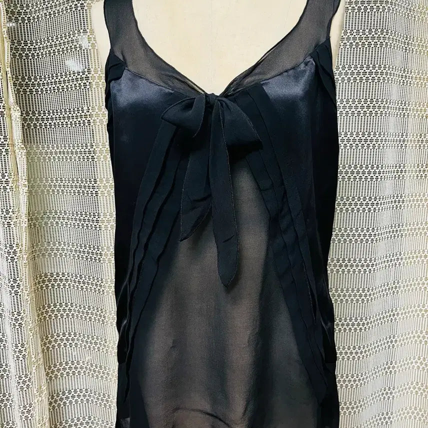 [BUNJANG] Black See-Through Sleeveless Blouse / 블랙 시스룩 나시 블라우스