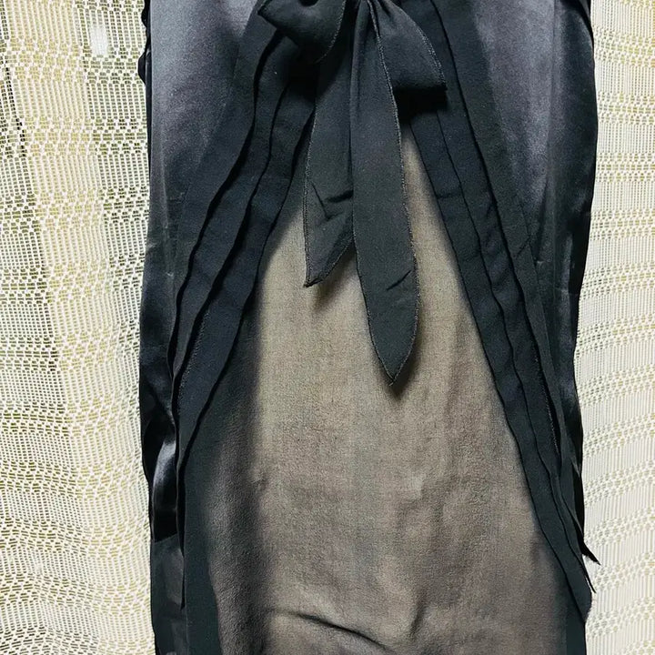 [BUNJANG] Black See-Through Sleeveless Blouse / 블랙 시스룩 나시 블라우스