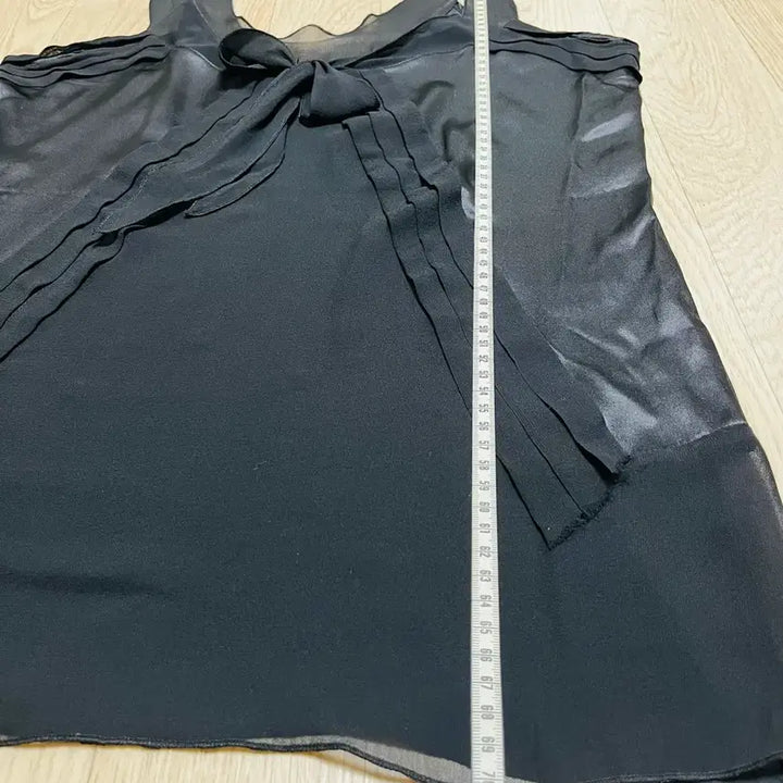 [BUNJANG] Black See-Through Sleeveless Blouse / 블랙 시스룩 나시 블라우스