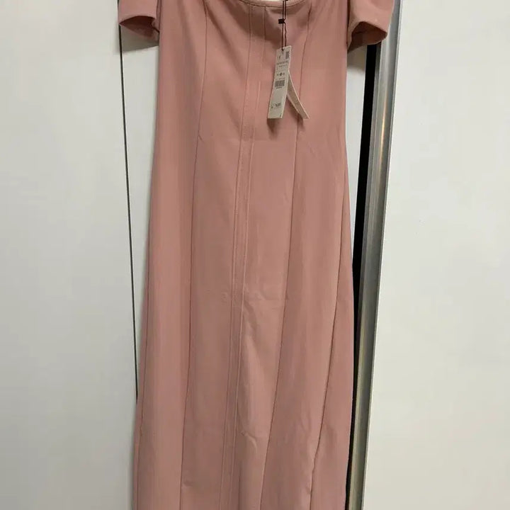 [BUNJANG] ZARA Pink Off-Shoulder Long Dress / [50% 할인] 자라 핑크 오프숄더 롱 원피스 새상품