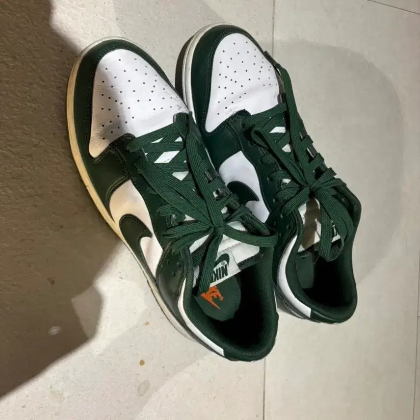 [BUNJANG] Nike Dunk Low Retro Varsity Green Sneakers / 나이키 덩크 로우 레트로 바시티 그린