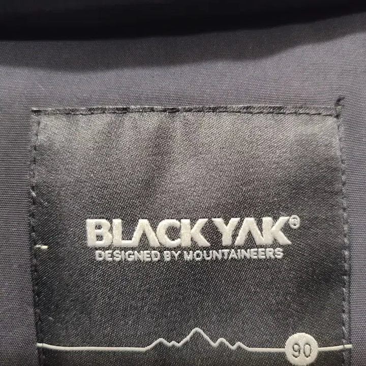 [BUNJANG] Black Yak Team Padded Vest / 블랙야크 팀 패딩 조끼 블랙