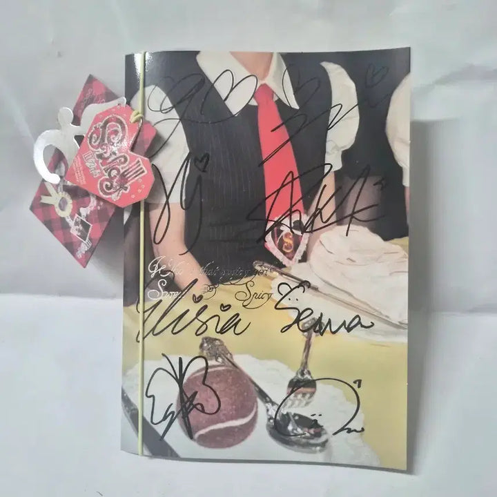 [BUNJANG] UNIS 2nd Mini Album Signed CD / 유니스미니2집 싸인 민트급cd 올려봅니다