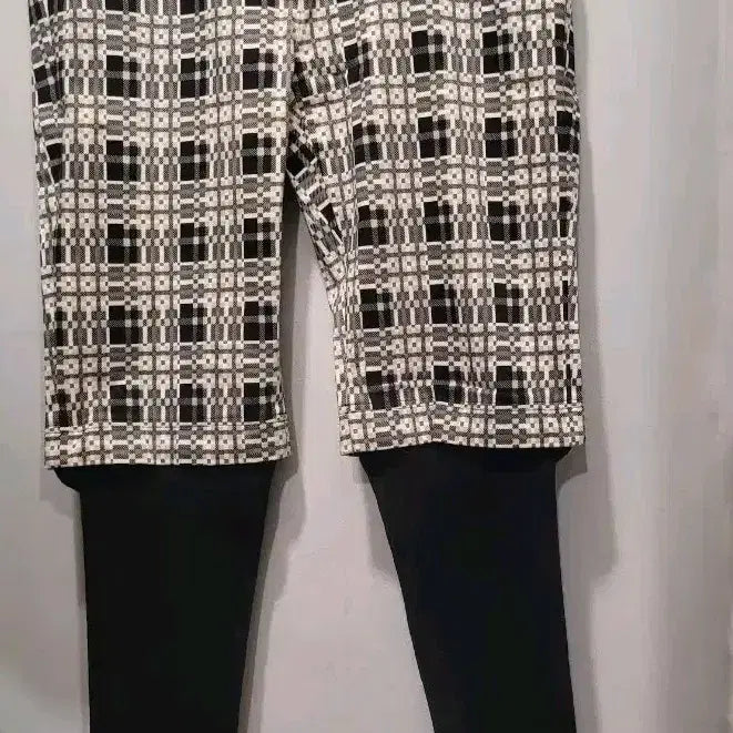 [BUNJANG] Layered Check Pattern Leggings - Size 30 / 체크 패턴 레이어드 레깅스30사이즈