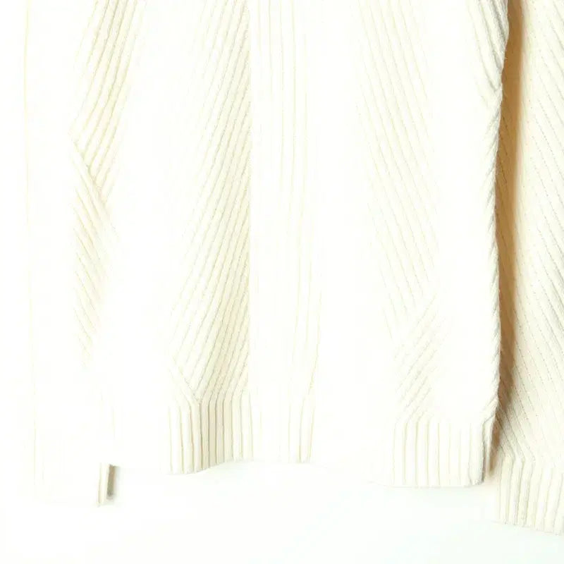 [BUNJANG] Hangten Cable Knit Sweater / (L) 행텐 니트 아이보리 케이블 꽈배기-17849