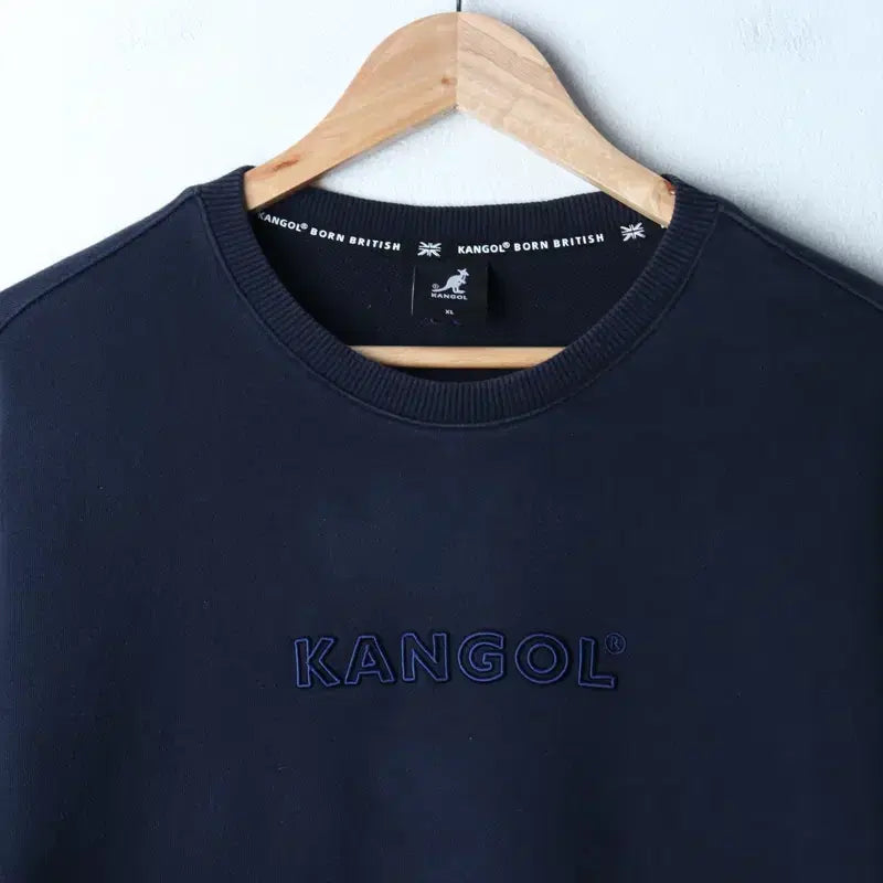 [BUNJANG] Kangol Lettering Navy Old School Sweatshirt / (XL-2XL) 캉골 맨투맨 티셔츠 레터링 네이비 올드스쿨-17852