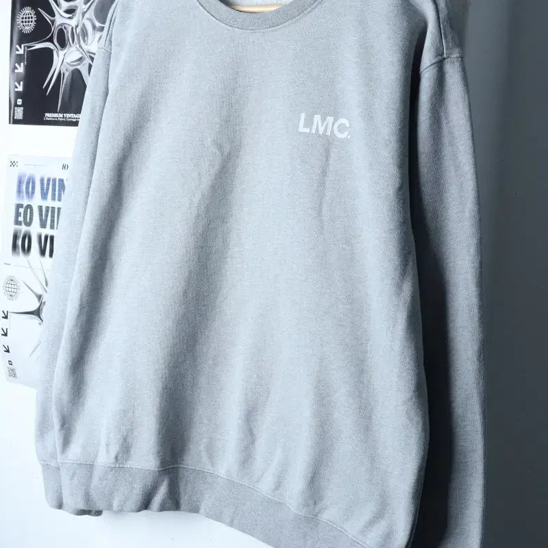 [BUNJANG] LMC Big Logo Gray Heavy Street Sweatshirt / (L-XL) 엘엠씨 맨투맨 티셔츠 빅로고 그레이 헤비 스트릿-178B1