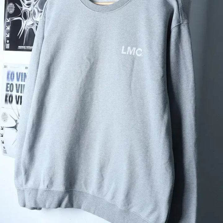 [BUNJANG] LMC Big Logo Gray Heavy Street Sweatshirt / (L-XL) 엘엠씨 맨투맨 티셔츠 빅로고 그레이 헤비 스트릿-178B1