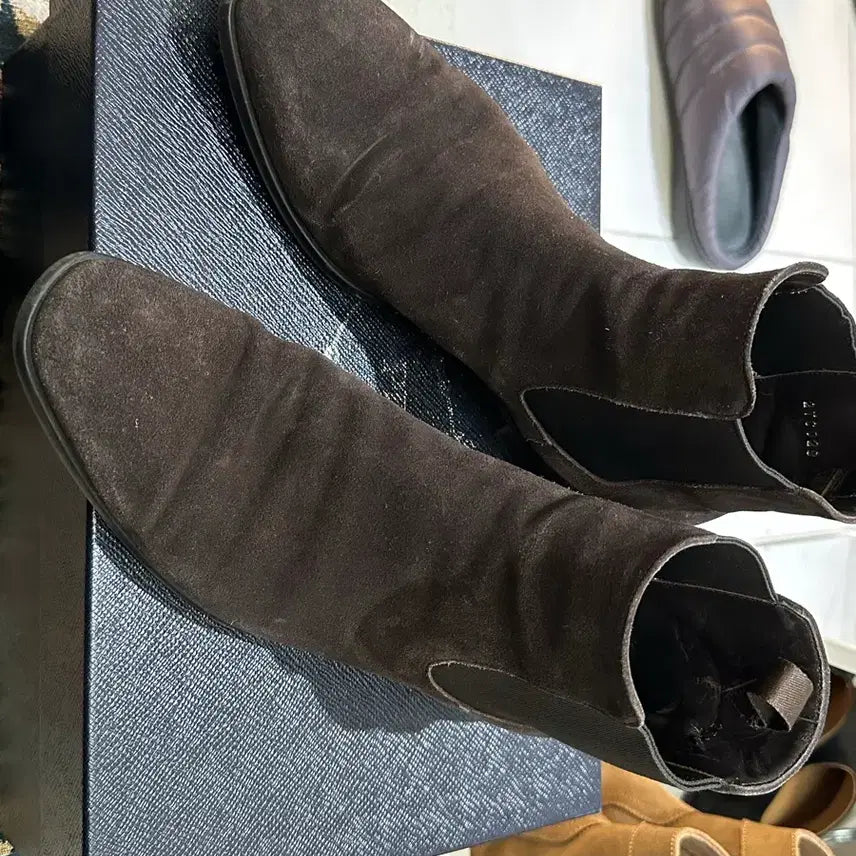 [BUNJANG] Prada Suede Chelsea Boots / (Uk7) 프라다 브라운 스웨이드 첼시부츠