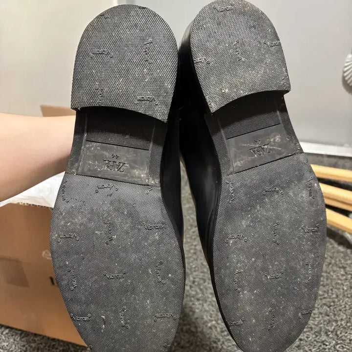 [BUNJANG] Zara Chelsea Boots Size 44 / 자라 첼시부츠 44