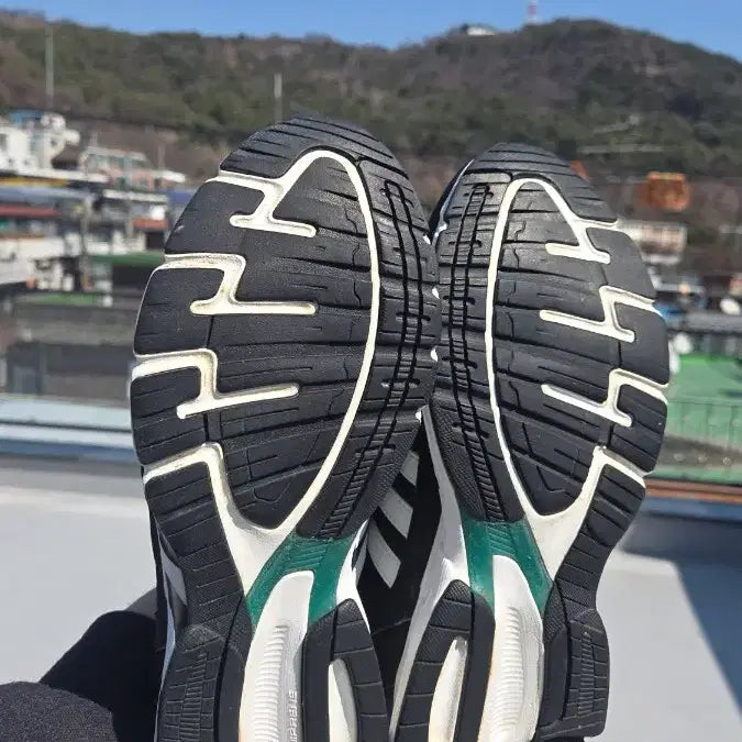 [BUNJANG] Adidas Equipment 10 Running Shoes / 아디다스 이큅먼트 10 러닝화 280
