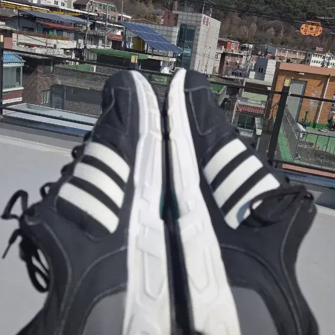 [BUNJANG] Adidas Equipment 10 Running Shoes / 아디다스 이큅먼트 10 러닝화 280