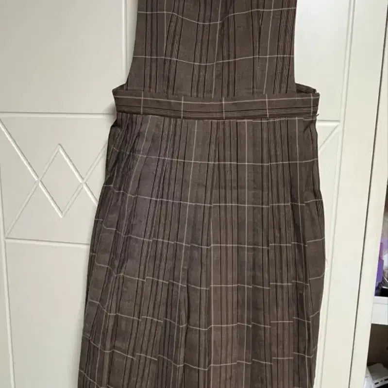 [BUNJANG] Checkered Pleated Overall Dress / 체크 플리츠 멜빵 원피스